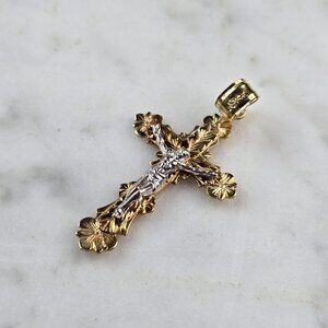 Womens Vintage Estate 14K White & Yellow Gold Religious Cross Pendant 1.6g E6574